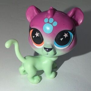 💜Authentic Littlest Pet Shop LPS  Pet Purple Green C- 2528A🩷